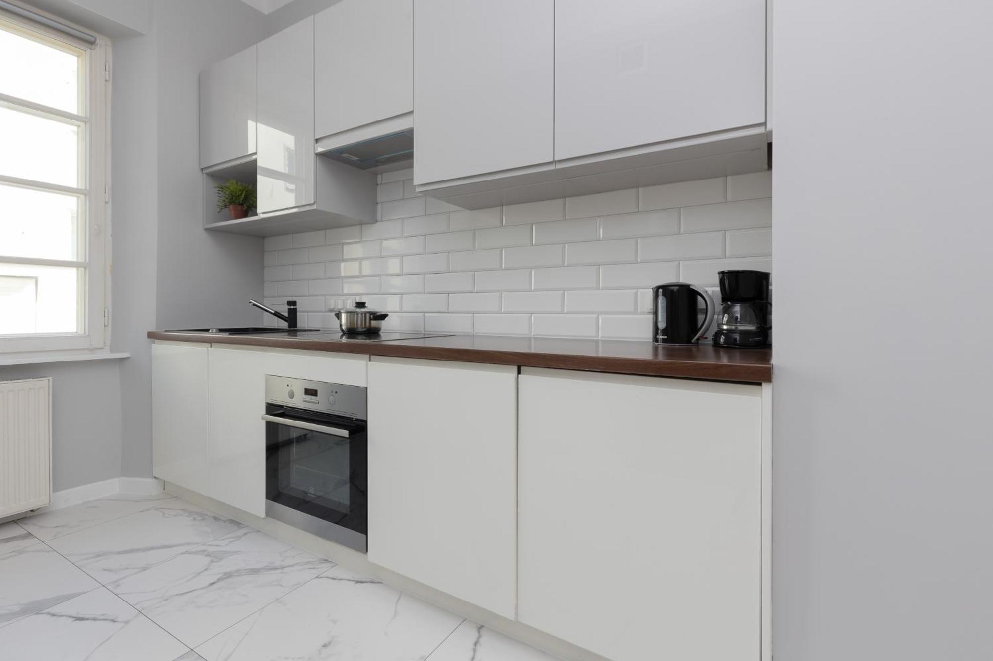 City Center Aparthotel Chmielna By Noclegi Renters Варшава Екстер'єр фото