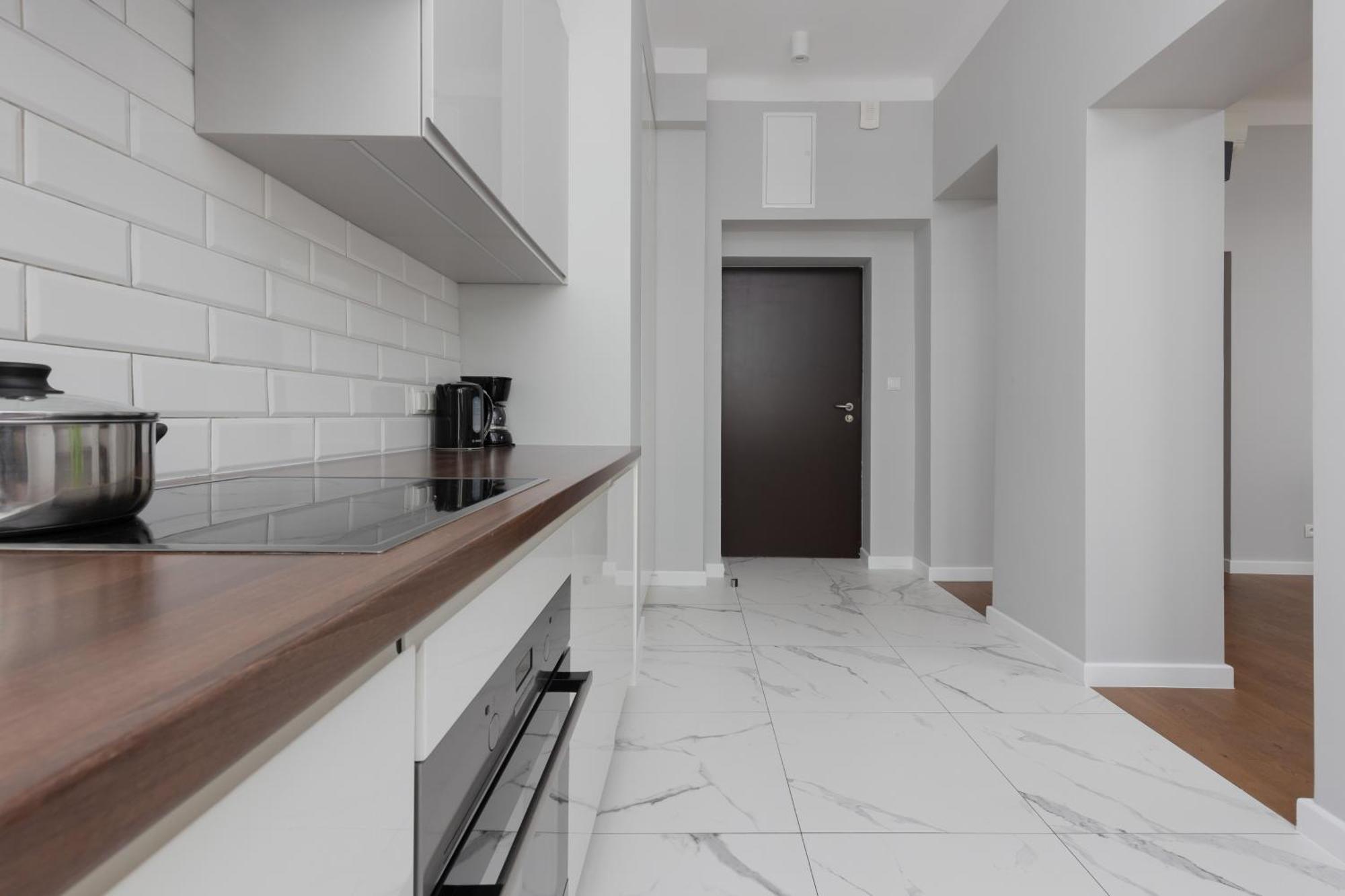 City Center Aparthotel Chmielna By Noclegi Renters Варшава Екстер'єр фото