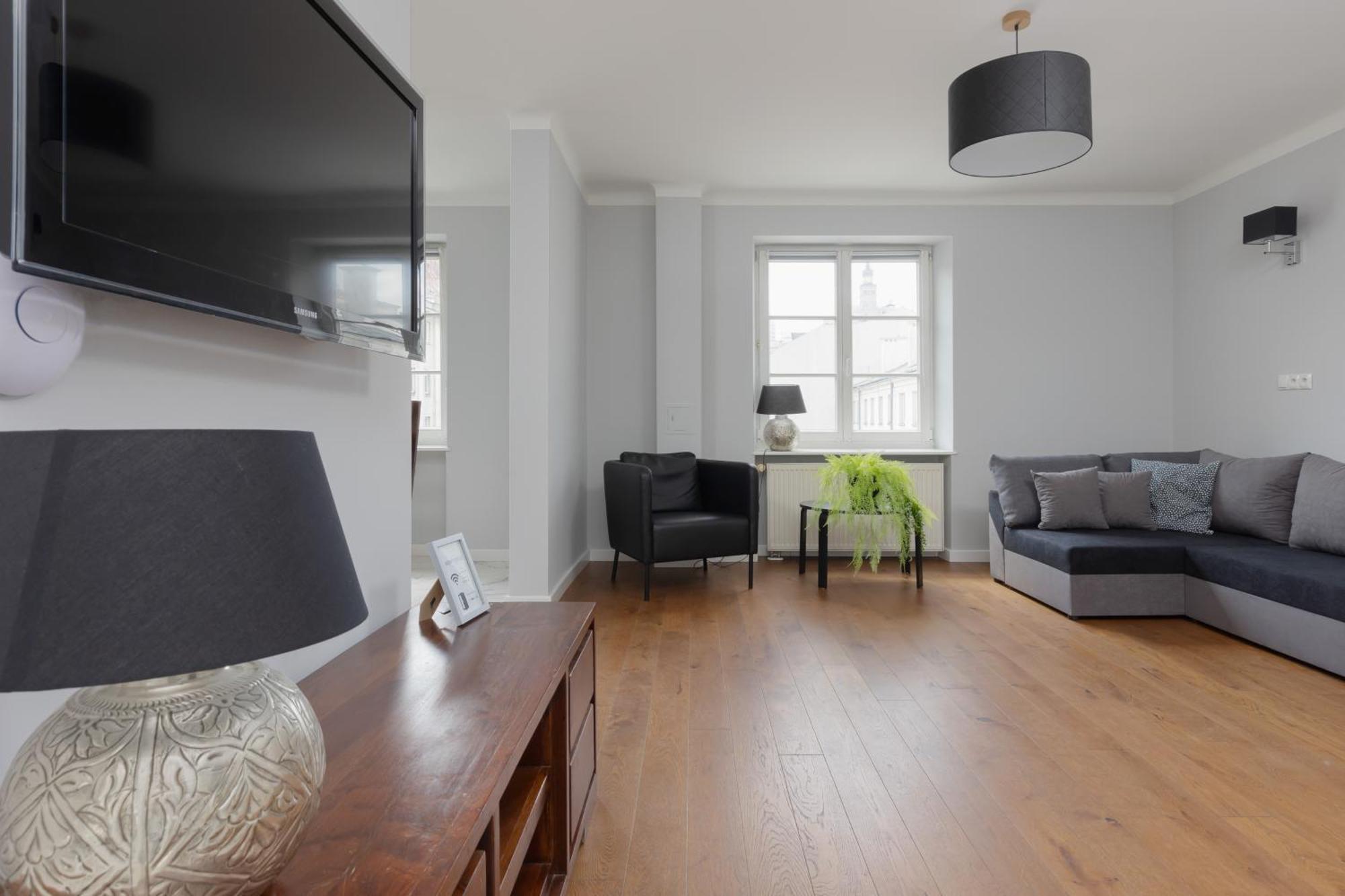 City Center Aparthotel Chmielna By Noclegi Renters Варшава Екстер'єр фото